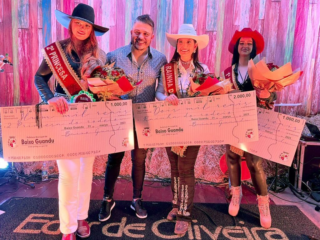 Rainha e Princesas da festa de emancipação de Baixo Guandu são escolhidas em concurso