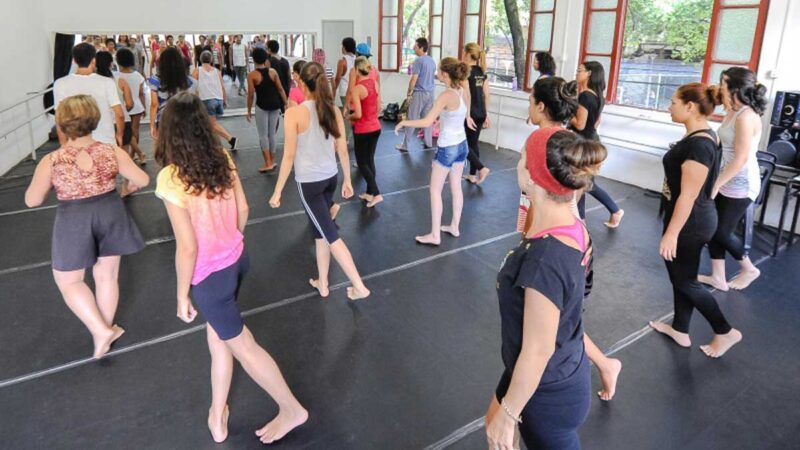 Fafi anuncia vagas remanescentes para áreas de Dança e Música