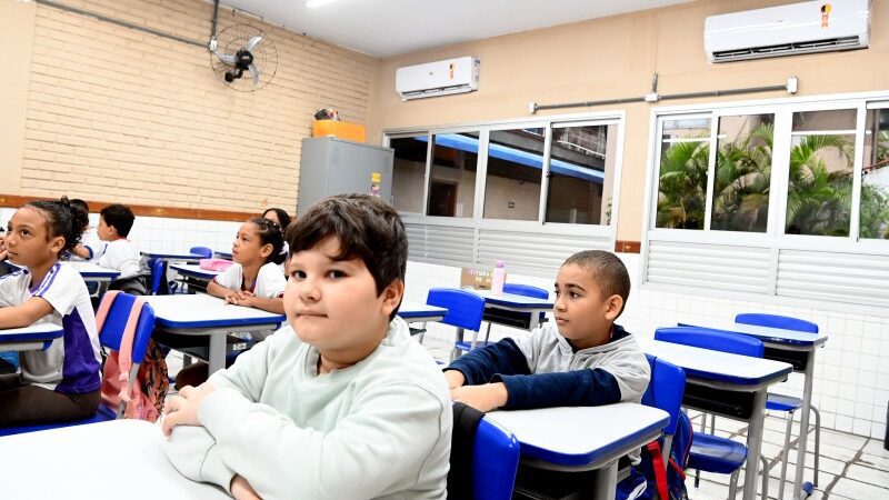 Educação: escola em Santa Lucia ganha nova rede elétrica e climatização