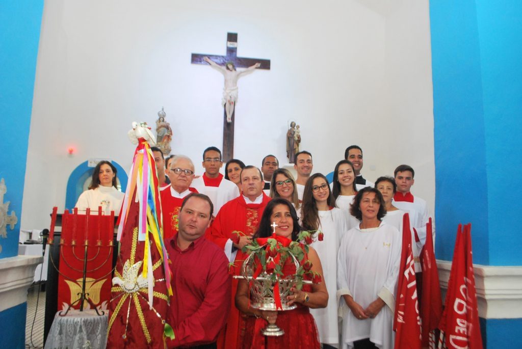 Comunhão entre vianenses marca o encerramento das celebrações religiosas 206ª Festa do Divino