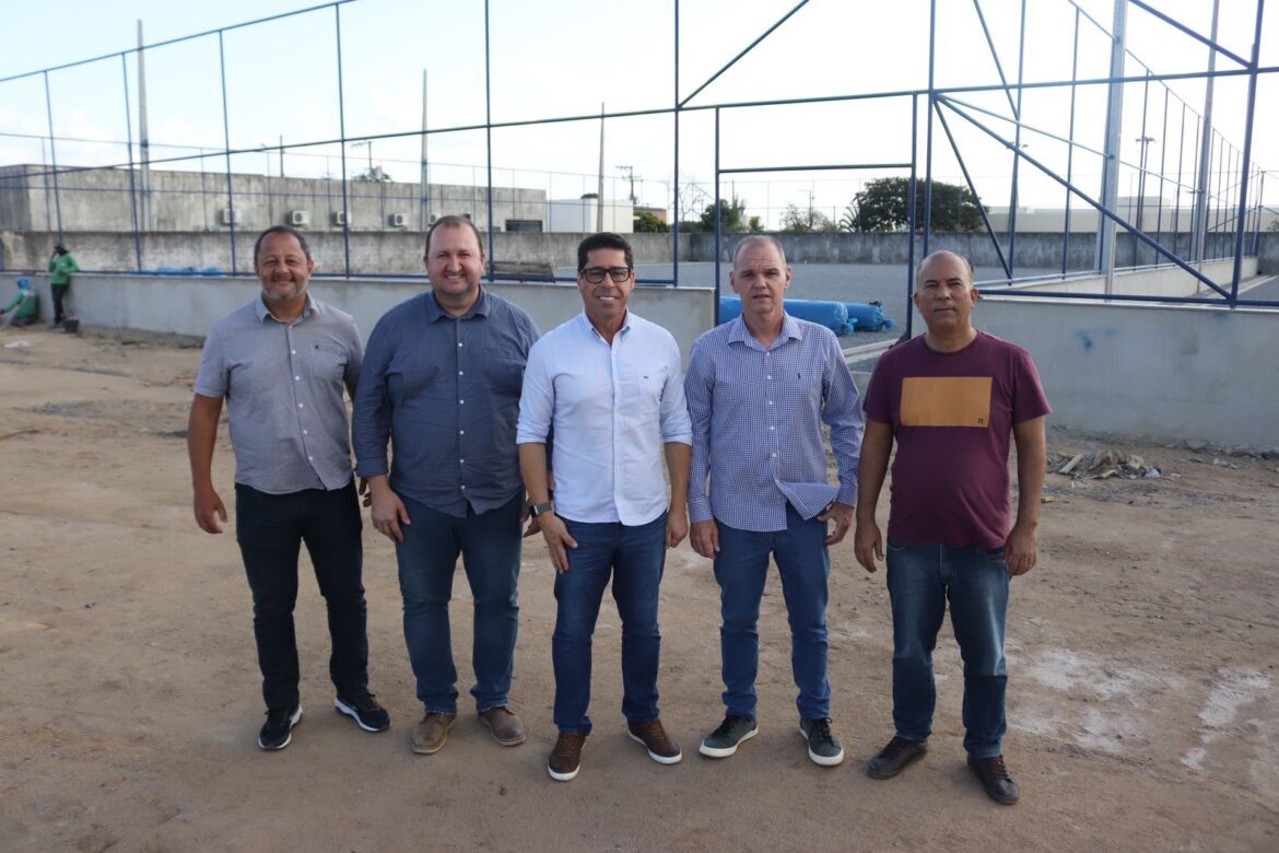 Presidente da Ales visita obras do complexo esportivo de Sooretama e destaca avanços para a comunidade