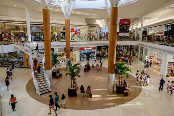 Shopping Vitória faz liquidação de inverno com até 70% de desconto