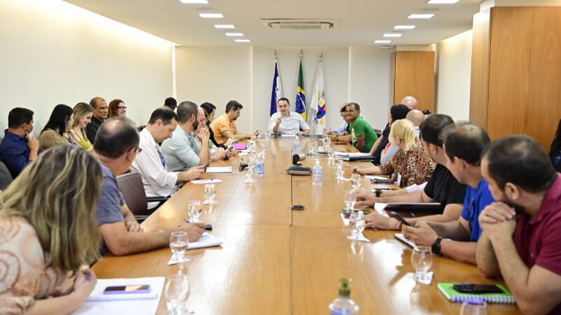 Lideranças comunitárias do Centro de Vitória realizam reunião com a gestão da cidade