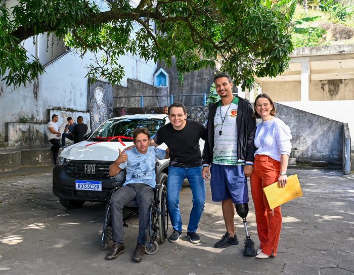 Instituto Luiz Braille recebe carro zero km para coleta de doações