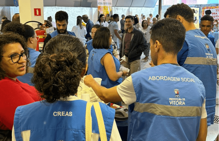 Assistência social promove ação com participação de pessoas em situação de rua