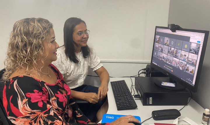 Diálogo Virtual Prepara Alunos para o Saeb em Aracruz: Compromisso com a Melhoria dos Resultados
