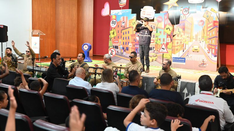 Abertura da Semana Nacional de Trânsito em Vitória: Auditório da PMV Lotado por Crianças.