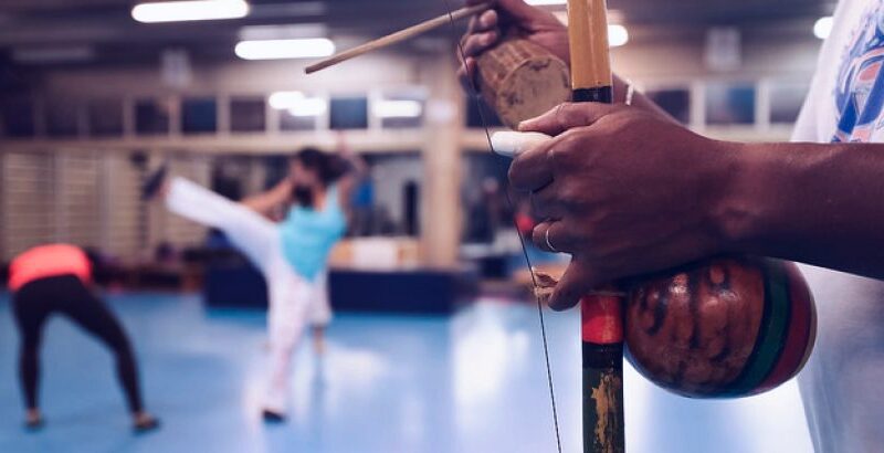 Capoeiristas na Serra fazem evento para comemorar 35 anos de existência da Associação Força Negra