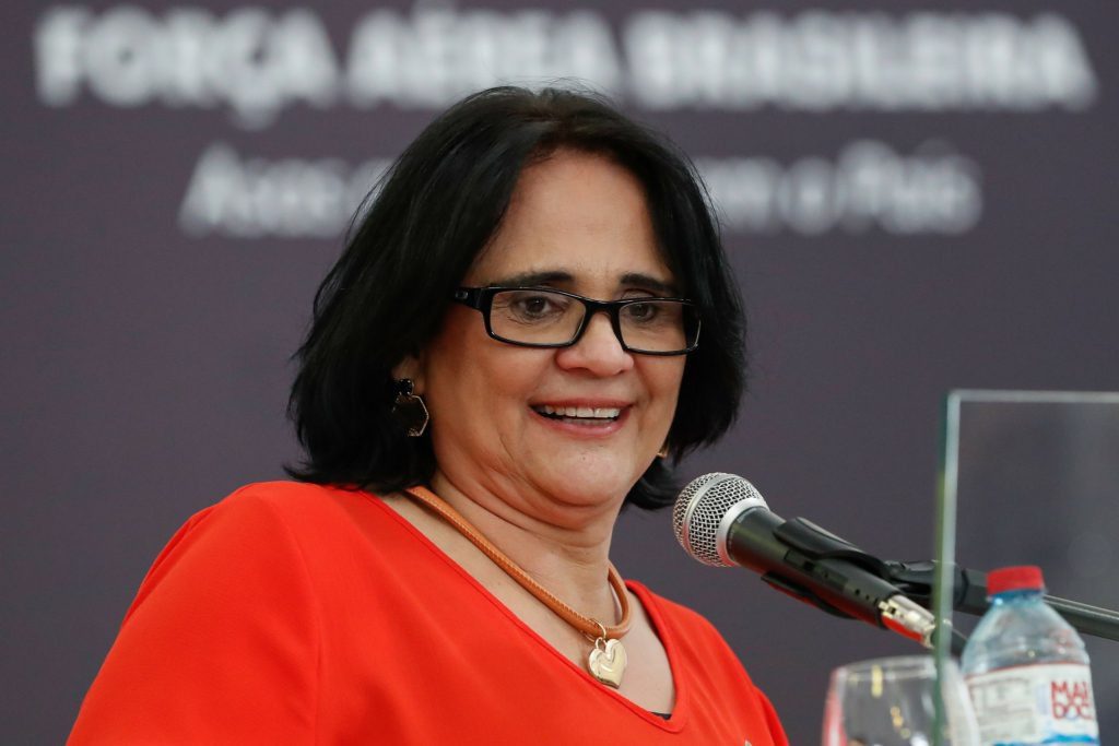 Senadora Damares Alves encabeça o lançamento da campanha de filiação do movimento ‘Mulher, tome partido’ em Vitória