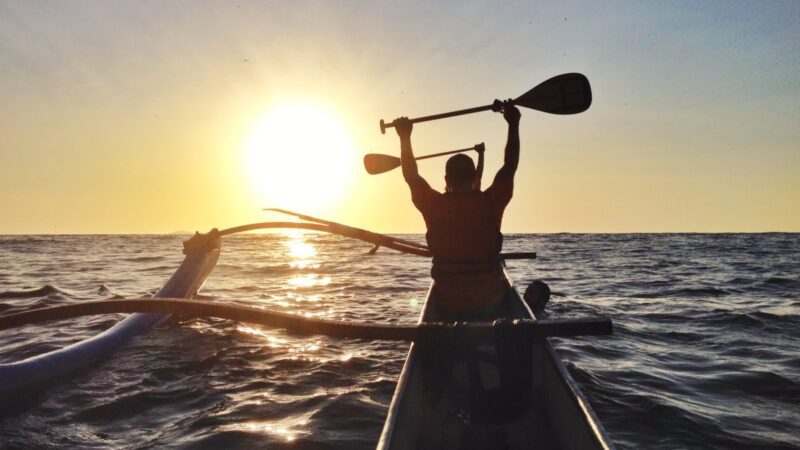 Inscrições abertas na OAB-ES para aulas de canoa havaiana