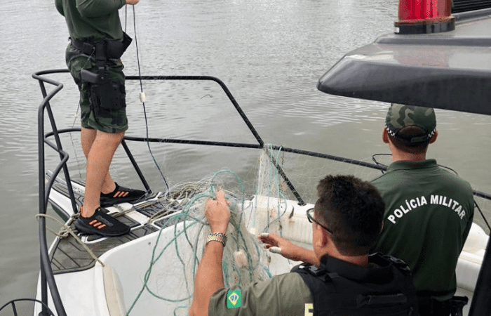 Força-Tarefa Intercepta Rede de Pesca Ilegal na Operação Integrada