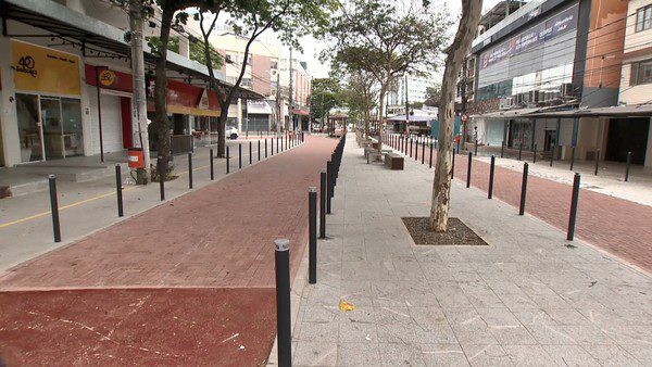 Revivendo o Passado: Estreia da Feira de Antiguidades na Nova Rua da Lama