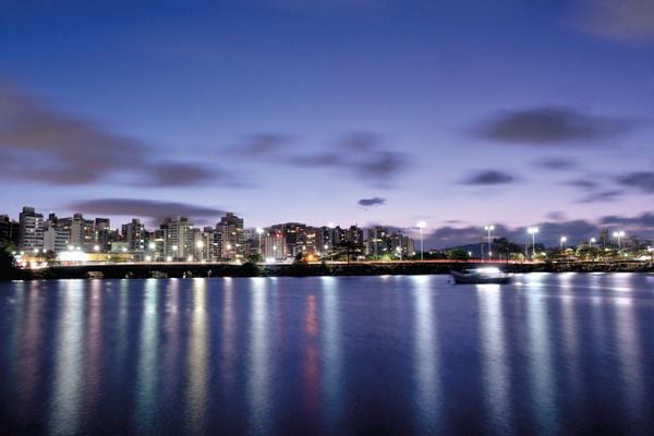 Tecnologia de Drones e Inteligência Artificial Aprimora Iluminação no Espírito Santo