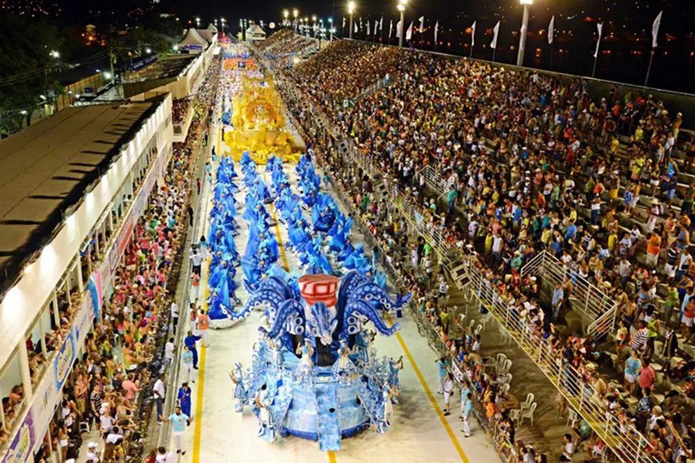 Carnaval Capixaba: A Origem que Faz do Espírito Santo o Pontapé Inicial das Festividades