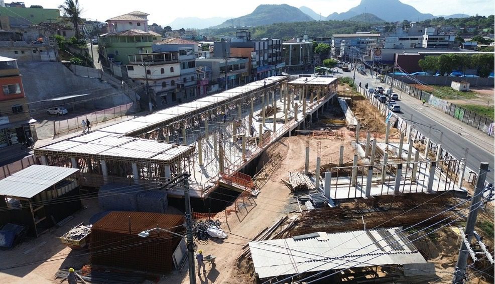 Desenvolvimento em Ação: Euclério Sampaio Inspeciona Obras do Mercado Municipal para Impulsionar Economia Local