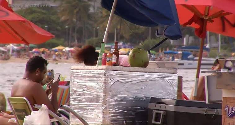 Procon intensifica fiscalização em comércios das praias de Camburi e Curva da Jurema