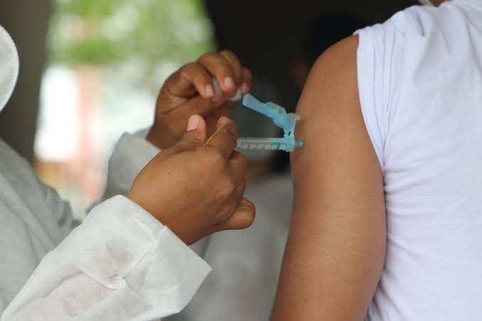 Vacina contra Dengue: Adolescentes Receberão Acesso Prioritário pelo SUS