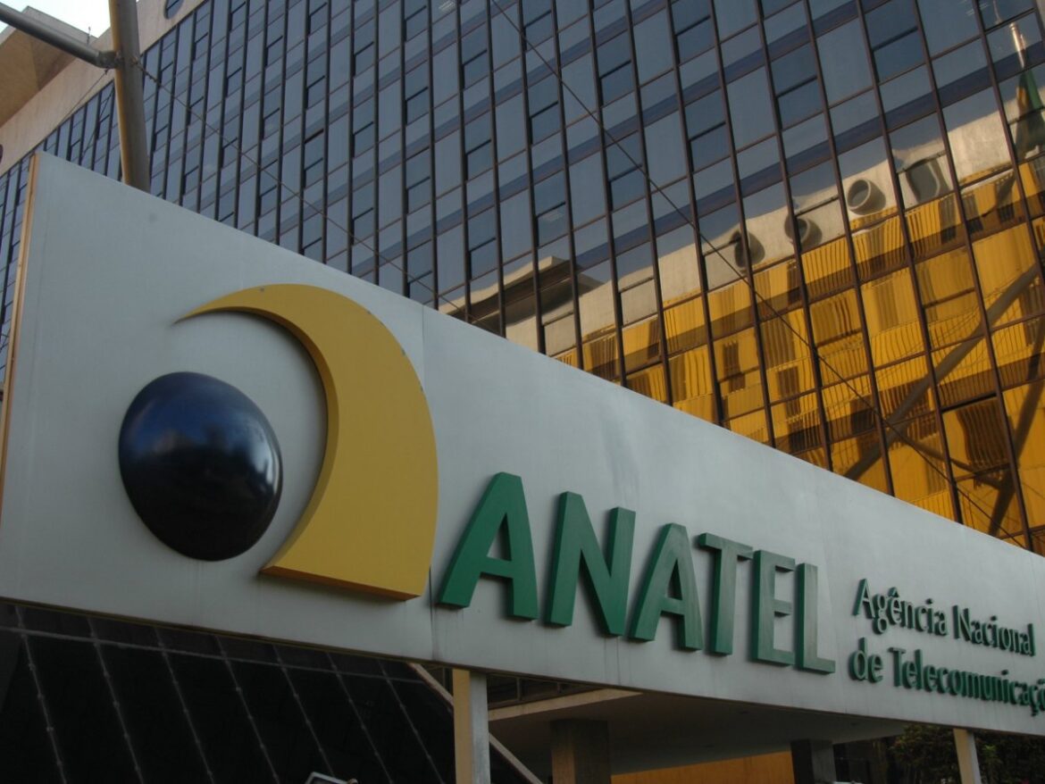 Anatel Inicia Investigação sobre Programa da Abin que Acessa Redes 4G