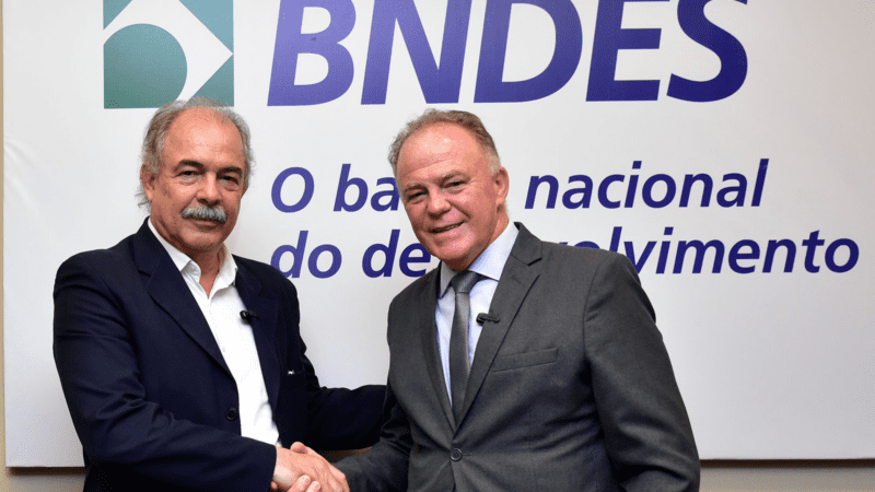 Governador do Espírito Santo Busca Novas Linhas de Financiamento em Reunião com BNDES