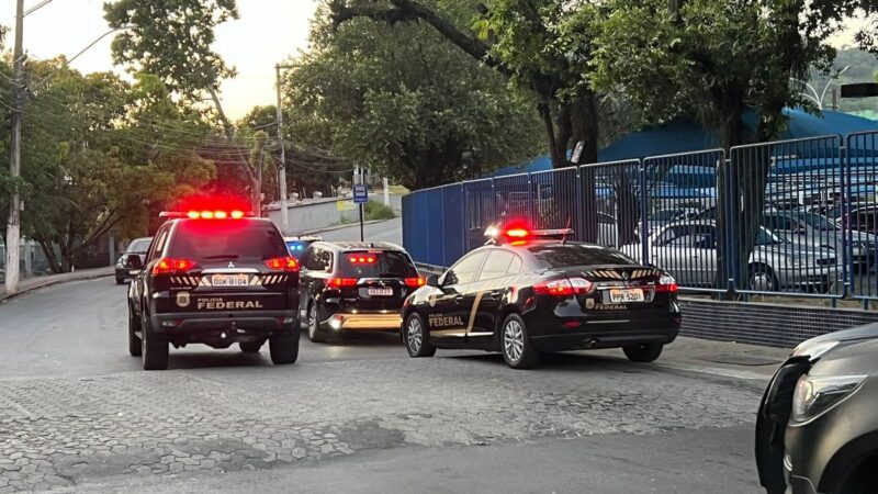 Polícia Federal realiza ação de grande escala no ES contra integrantes da principal facção carioca