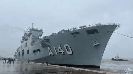 Solidariedade: Maior navio de guerra da América Latina chega para apoiar a população gaúcha