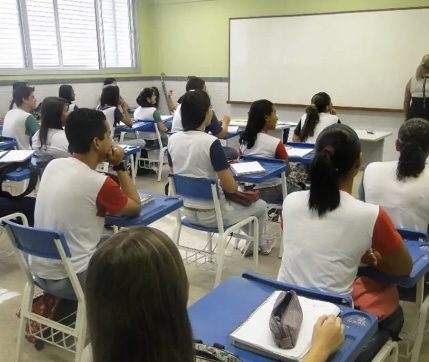 Vitória se destaca como um dos principais municípios em alfabetização no Brasil