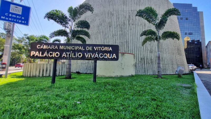 Redução de cargos: Câmara de Vitória decide sobre a extinção de 51 funções comissionada