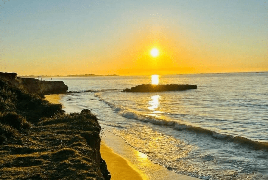 Beleza oculta: praia no Espírito Santo conquista turistas