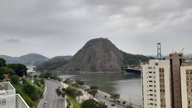 Previsão aponta forte redução na temperatura para Vitória na segunda-feira (26)