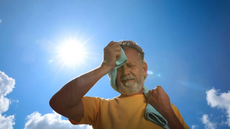 Onda de calor provoca alerta vermelho nas cidades do ES; veja a lista completa