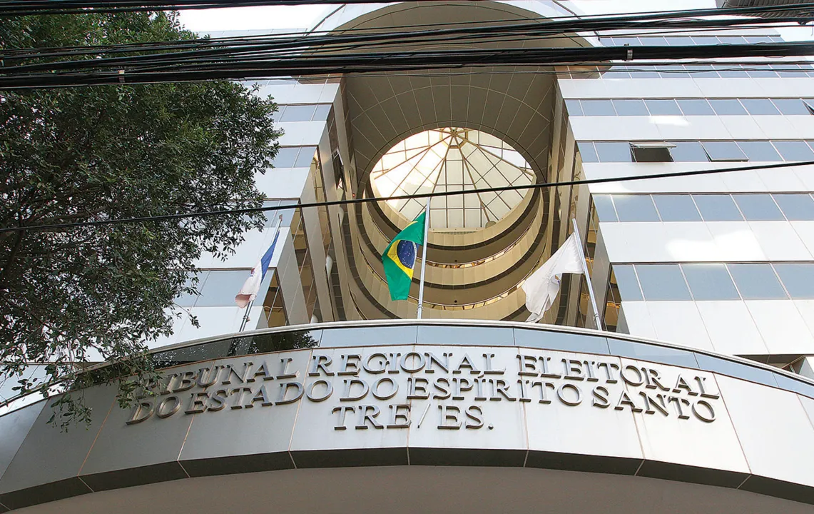 Justiça Eleitoral suspende nova pesquisa AtlasIntel em Vitória