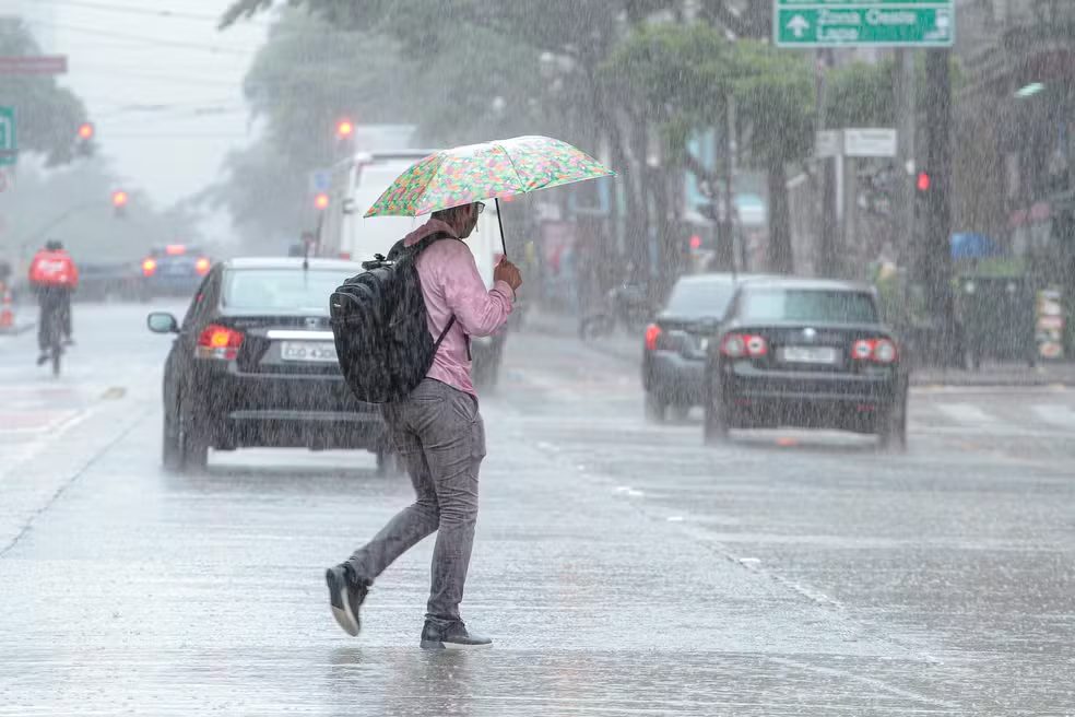 Mais de 100 milímetros de chuva foram registrados em 24 horas em cidades do ES. Veja a lista: