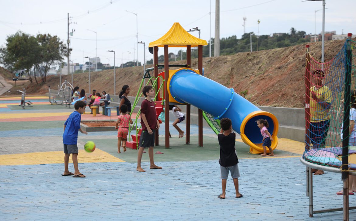 Em Cariacica, o bairro Santa Isabel ganha novo espaço de lazer com a transformação de antigo ponto de descarte de lixo