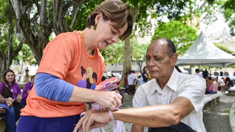 Dia do Laço Branco: homens se mobilizam para combater a violência contra as mulheres