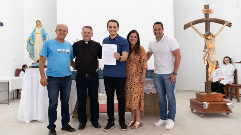 Concessão de terreno à Paróquia Sagrada Família é renovada pela Prefeitura de Vitória, no bairro Jardim Camburi