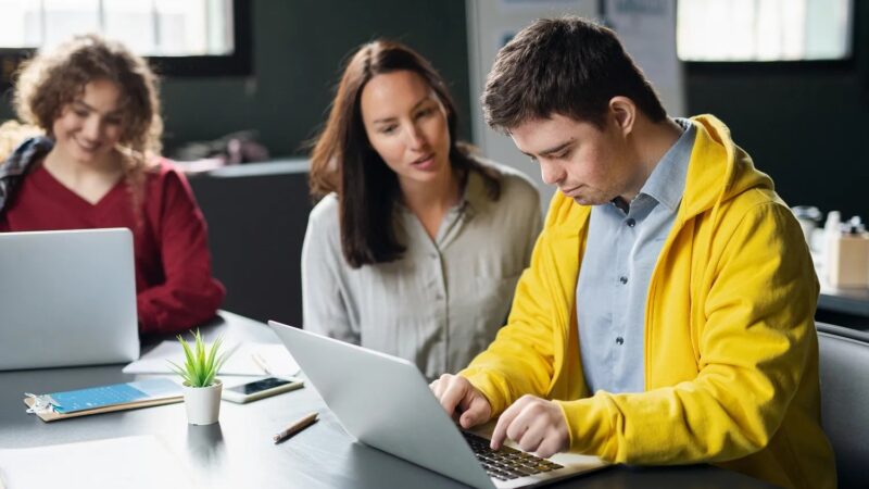 Curso Gratuito de Informática no ES: Unimed Sul Capixaba Investe em Inclusão